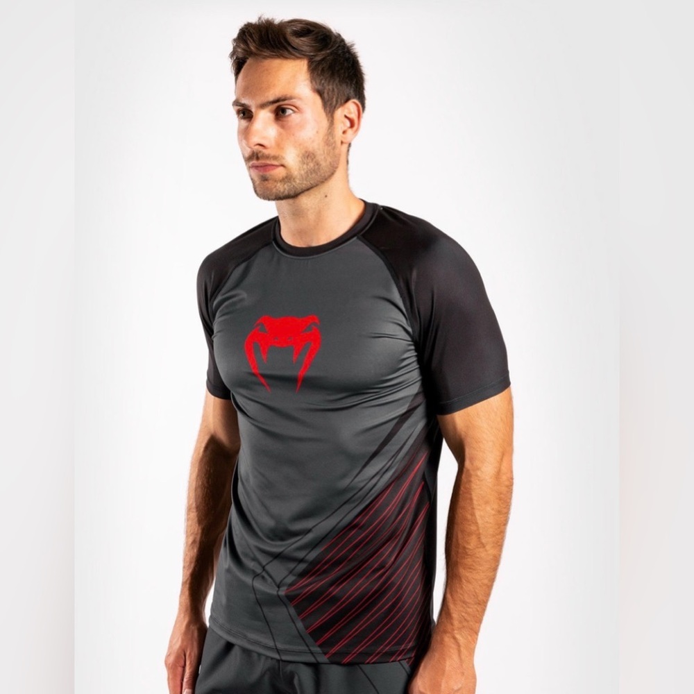 Venum Men’s Contender 5.0 Dry-Tech T-Shirt